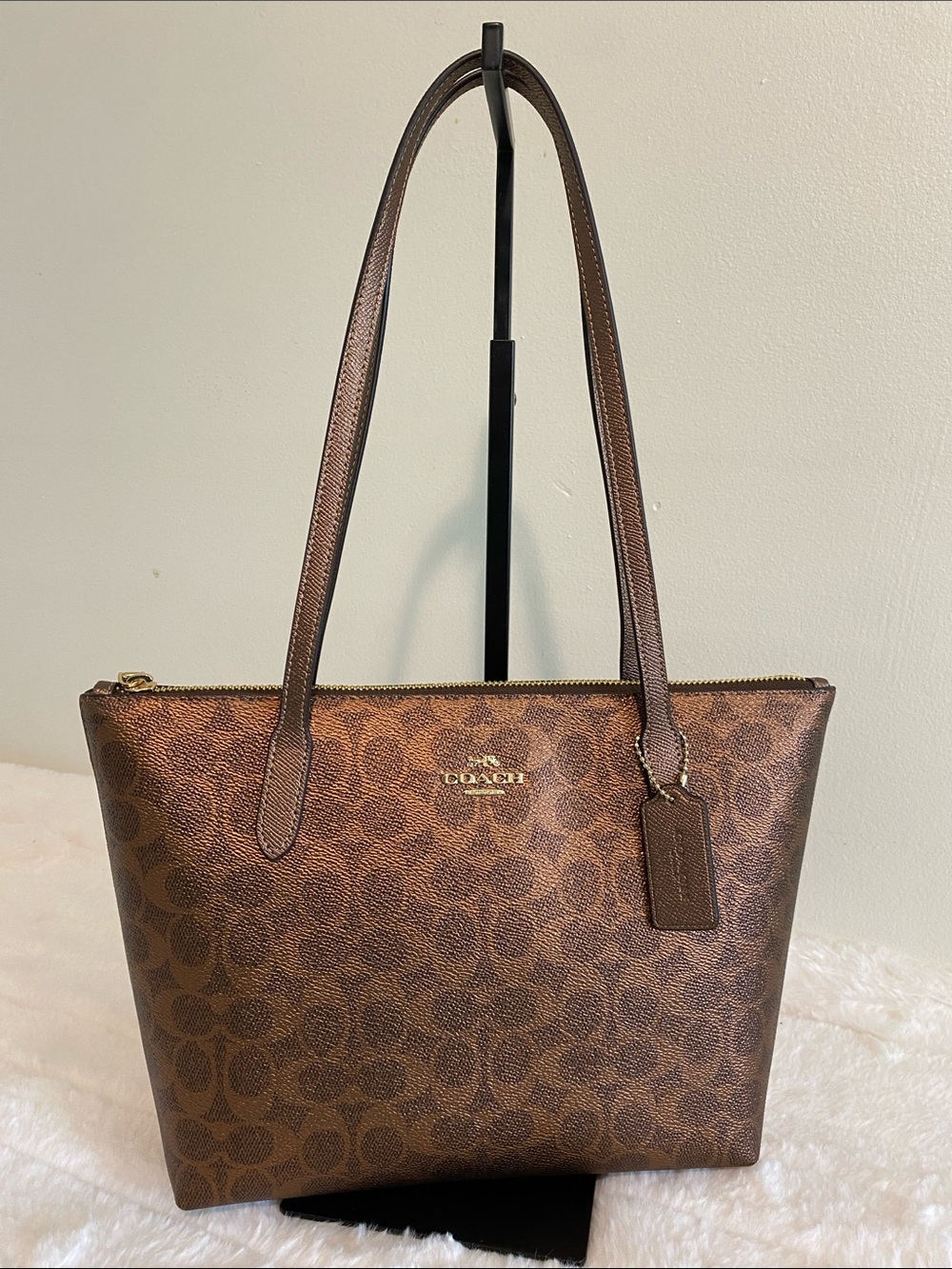Fiona Zip Tote Bag In Pearlized Signature Coated Canvas, Metallic Smooth Leather